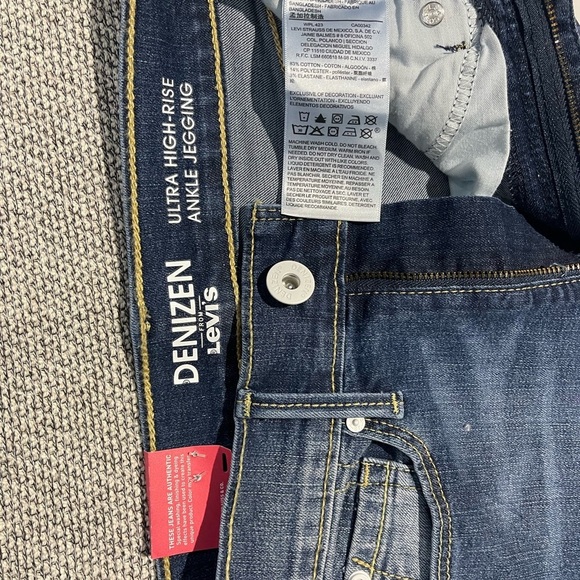 Levi's Denizen Women's 0/00 - Picture 4 of 9